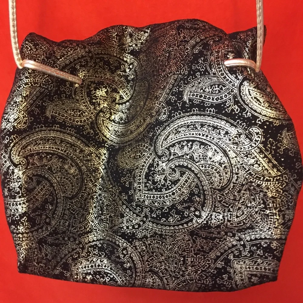 Carlos Falchi vintage 80s suede metallic shoulder bag